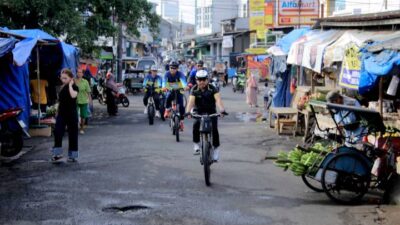 Hari Pertama Kerja 2026, Walikota & Wakilnya Goes Santai Cek Wilayah